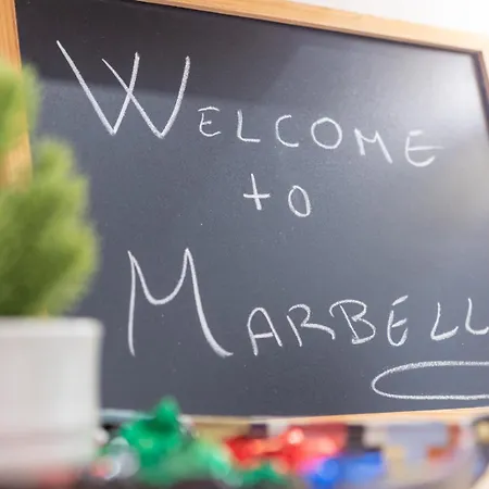 Gala En La Miilla De Oro * Marbella