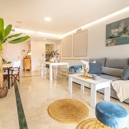 Gala En La Miilla De Oro * Marbella